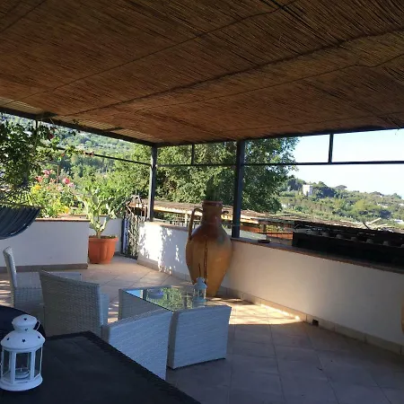 Eden Frait Bed & Breakfast